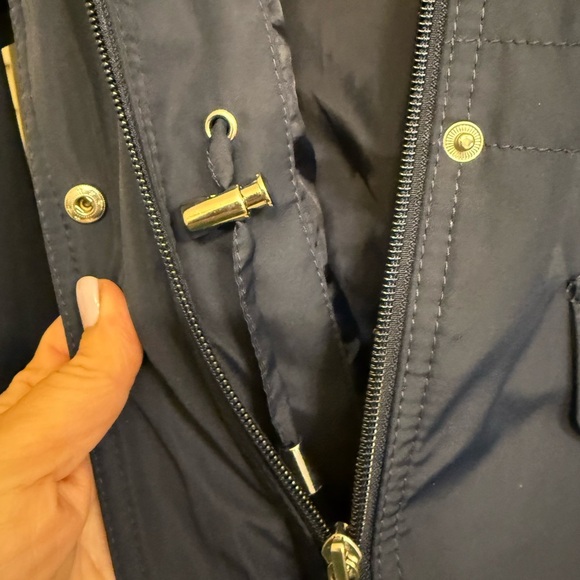 Weatherproof Navy Hooded Jacket with Gold Accents Women’s Sz S - Picture 14 of 16